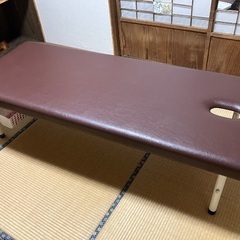 マッサージベッド