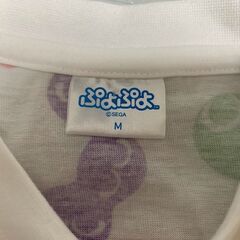 ぷよぷよ Tシャツ Mサイズ メンズ ポップでレトロなSEGA公式デザインの画像