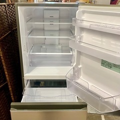 売約済み【武蔵小山店】 日立 冷蔵庫 R-27RV R27RV HITACHI 3ドア 一人暮らし 家電 大容量 省エネ 静音 引っ越し 265L 大型冷蔵庫 キッチン家電 冷凍冷蔵庫 ファミリー 家族 22年製の画像