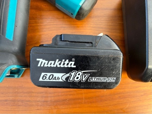 マキタ　ハンディチェーンソー　中古
