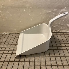 ダイソー　ハイパーちりとりの画像