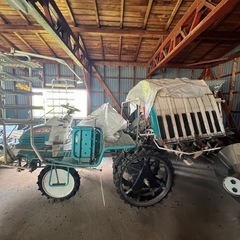 すみません、一旦締め切ります。
クボタ　田植え機　ディーゼル10条植え　一応ジャンクの画像