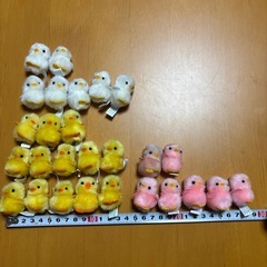 🐥白、黄色、ピンク　27羽　マスコットの画像