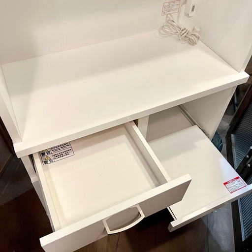 《売約済》【武蔵小山店】 ニトリ 食器棚 キッチン収納 レンジ台 ホワイト キッチンボード キッチンキャビネット 家具 中古家具 キッチンラック 収納棚 白 清潔感 引き出し 付き