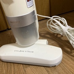 【〜5/31まで】布団クリーナーの画像