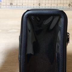 バイクや自転車に取り付けるスマホホルダーの画像