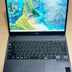 富士通 超軽量ノートPC 第8世代 8GB SSD 256GB ...