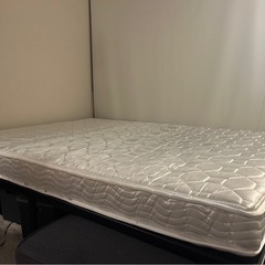 10cm厚ダブルサイズマットレス(フレームはつきません)の画像