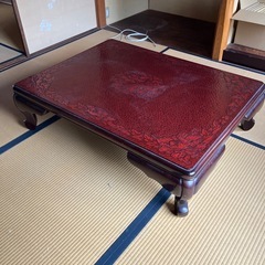 小豆色の
座卓