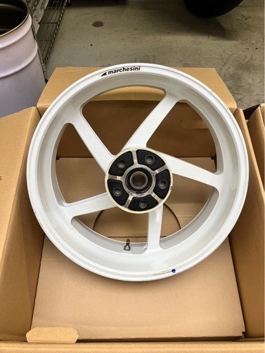 説明お読みください。マルケジーニ M5R
