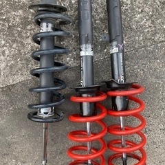 ショック アブソーバー