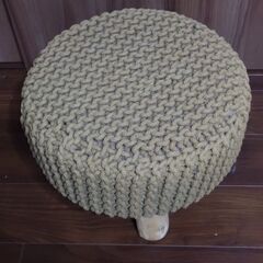 アジアン家具　スツール　お洒落？可愛い？２脚