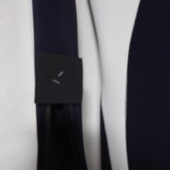 5月いっぱいまで【新品】ダイビングウエットスーツ5ミリ　ダイビング　シュノーケルの画像