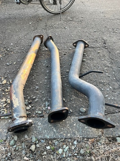 値下げ中　
20アルヴェル　50エスティマ　2.4中間マフラー