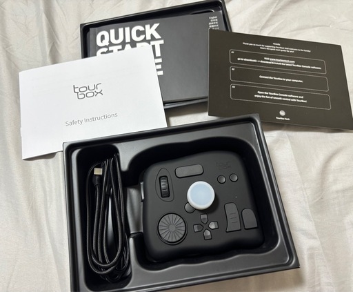 【美品】TourBox 【NEO】 コントローラー（箱・ケーブル付き）
