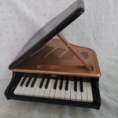 KAWAI カワイ　ミニグランドピアノ　
