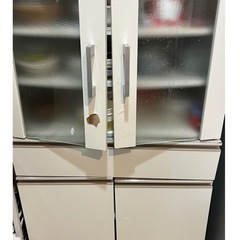 ニトリ　食器棚　白