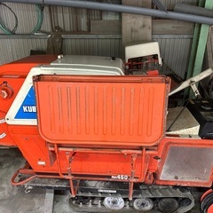 KUBOTA 稲刈り機の画像