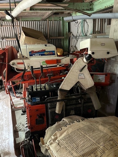KUBOTA 稲刈り機