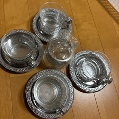 決まりました！ガレージセール　3.アンティーク調？ティーカップ　...
