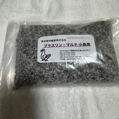 東京飯塚農産 プラスリンマルチ 小鳥用 ４００ｇ　フード 餌 鉱物系