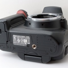 カメラバック付き！Nikon D5000○望遠レンズ付き○スマホ転送OK 1ヶ月動作