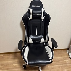 GTレーシング　ゲーミングチェア
