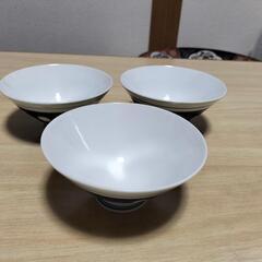 茶碗3個の画像