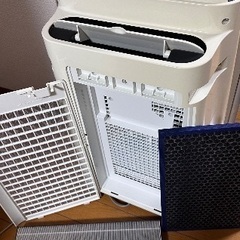 ⬜️加湿空気清浄機番号24 SHARP 2019年製  プラズマクラスター 花粉 加湿 強力吸じん 大阪市内配達無料 保管場所での引取りは値引きしますの画像