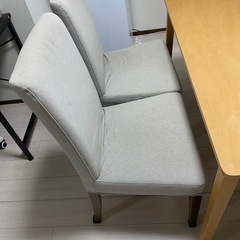 ニトリ ダイニングテーブルの画像