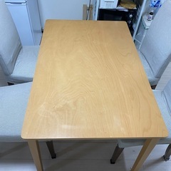 ニトリ ダイニングテーブル