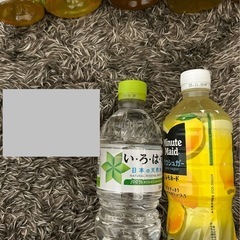 飲み物まとめ売り　お茶、いろはす、レモネード　など　7本セットの画像
