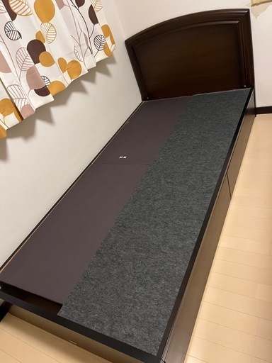 シングルベッド　フレーム　引き出し付き