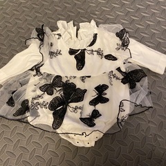 【譲渡先決定】女の子　ベビー服　ワンピース風ロンパース