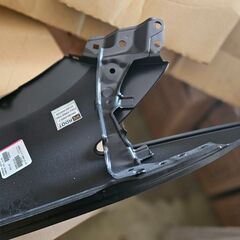 未使用 社外新品 レクサス CT200H ZWA10 ハイブリッド 右　フロント フェンダー H23.0~R4.11 53801-76010の画像