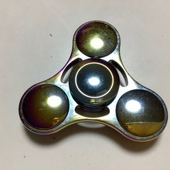 ハンドスピナー　虹色メタルフィジェットスピナーの画像