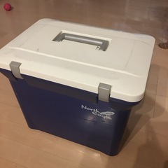 あまり使ってないクーラーボックス　ノースイーグル