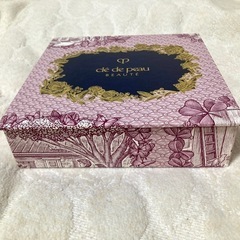 クレドポーボーテ:コスメBOX:ペーパーBOX:インテリア小物入れの画像