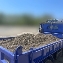砂利　砕石　駐車場などに　2トン車一台