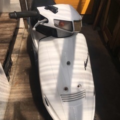 v100