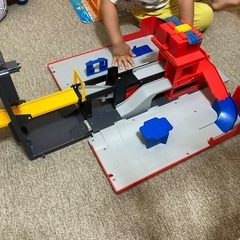 トミカ基地に変形🔴消防車