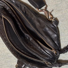 最終値下げ【中古】Creed  雫型ボディバッグの画像