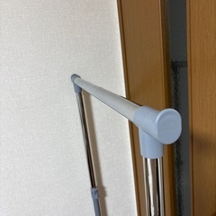 ハンガーラック　高さ調整可　アウターなどにの画像