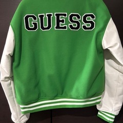 GUESS スタジャン