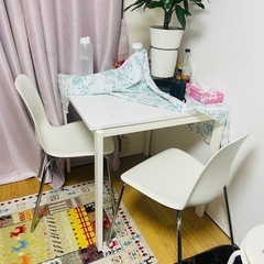 ダイニングテーブル