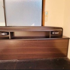 ダブルベッドの画像