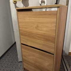 IKEAのシューズラック 