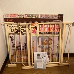 西松屋　クルーミー　ベビーゲート　2コセットの画像