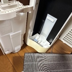 ⬜️空気清浄機番号34 ヤマダ電機 2022年製 大阪府内配達無...