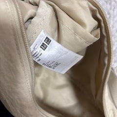 UNIQLO　ショルダーバッグ ベージュ
の画像